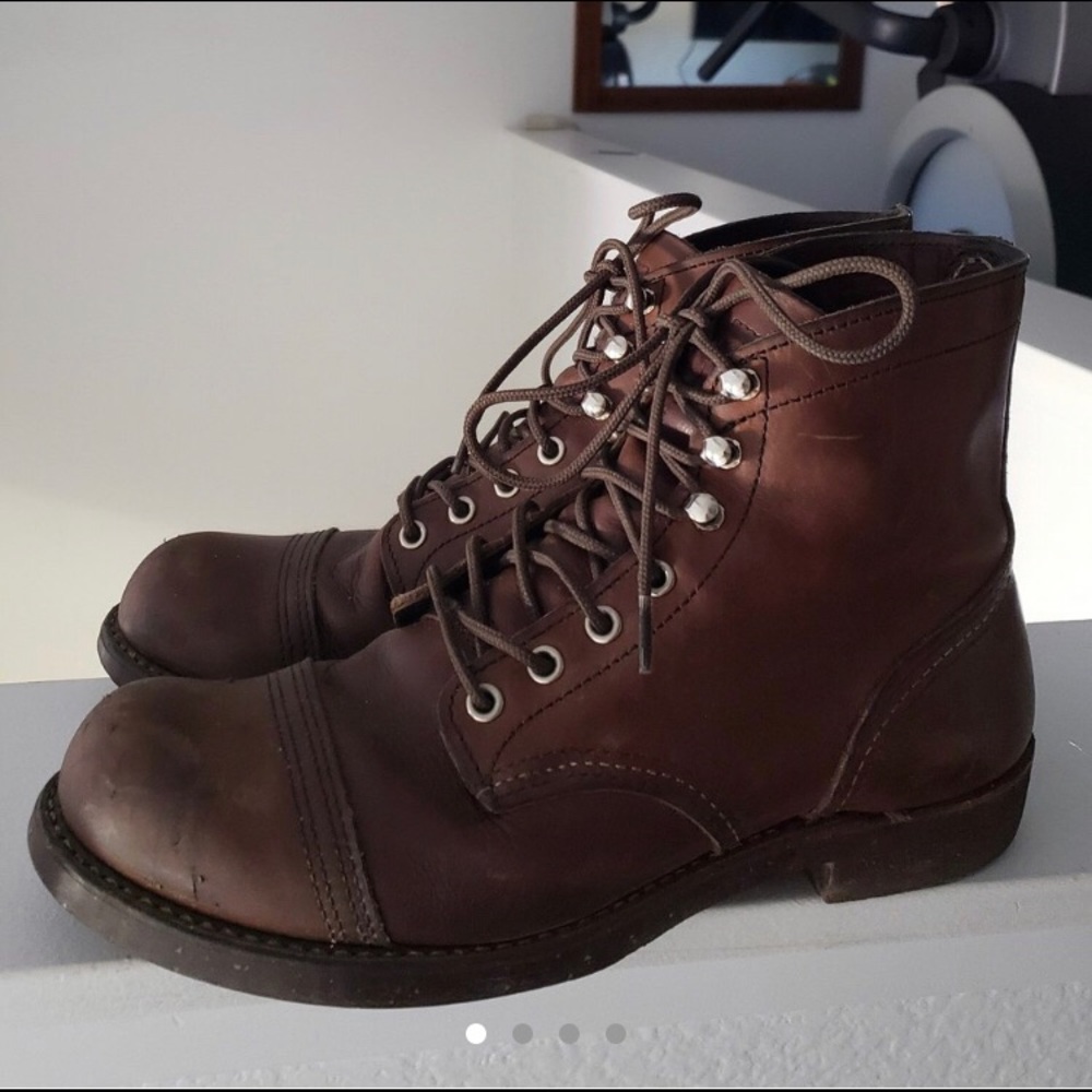 Redwing Iron Rangers size 8 (fits 9)